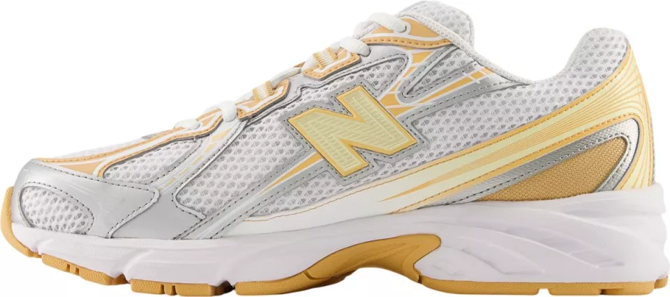 New Balance 740 Cipők