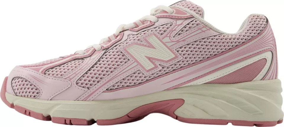 Παπούτσια New Balance 740