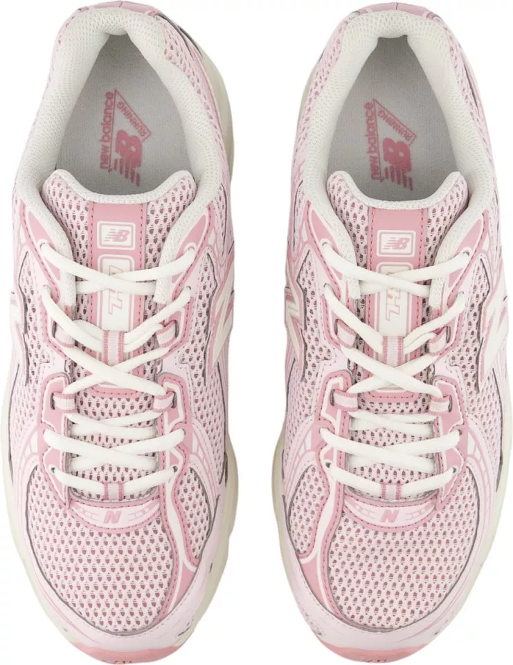 Παπούτσια New Balance 740