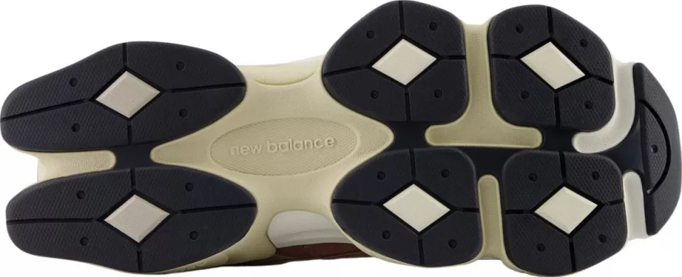 Обувки New Balance 9060