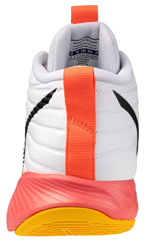Вътрешни обувки Mizuno Wave Momentum Pro Mid shoe