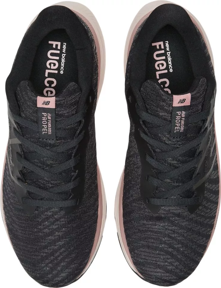 Dámské běžecké boty New Balance FuelCell Propel v4