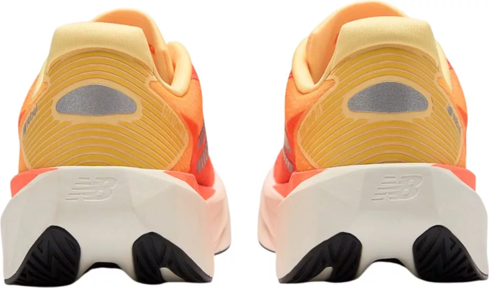 Laufschuhe New Balance FuelCell Rebel v5