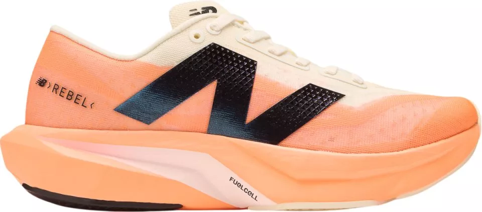 Bežecké topánky New Balance FuelCell Rebel v4