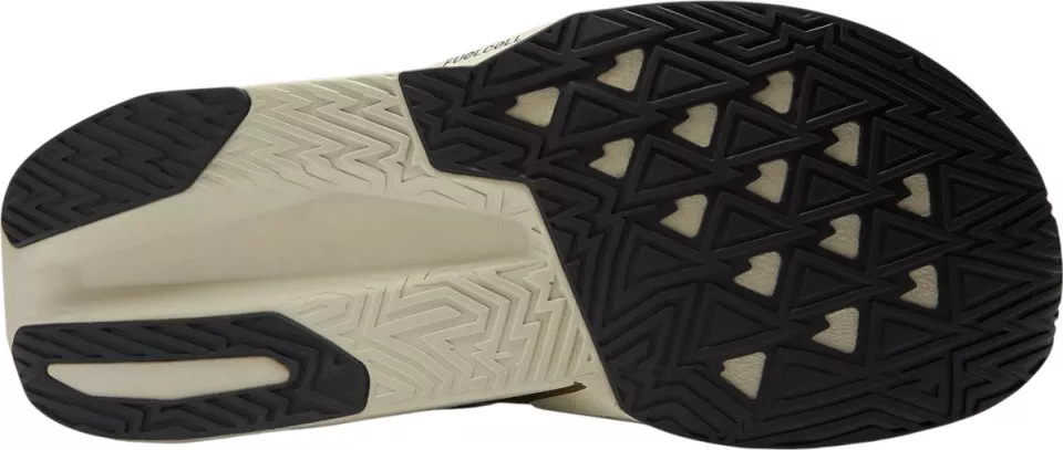 Running shoes New Balance FuelCell Rebel v5