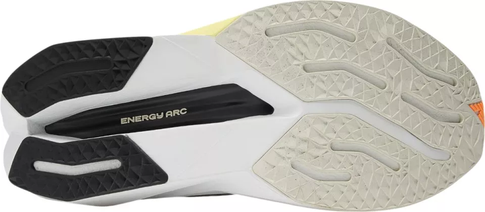Bežecké topánky New Balance FuelCell SuperComp TraIner v3