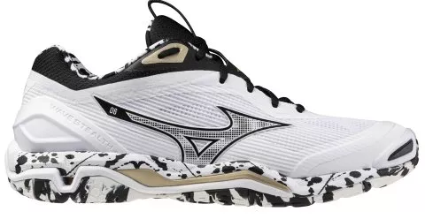 Mizuno Wave Stealth 6