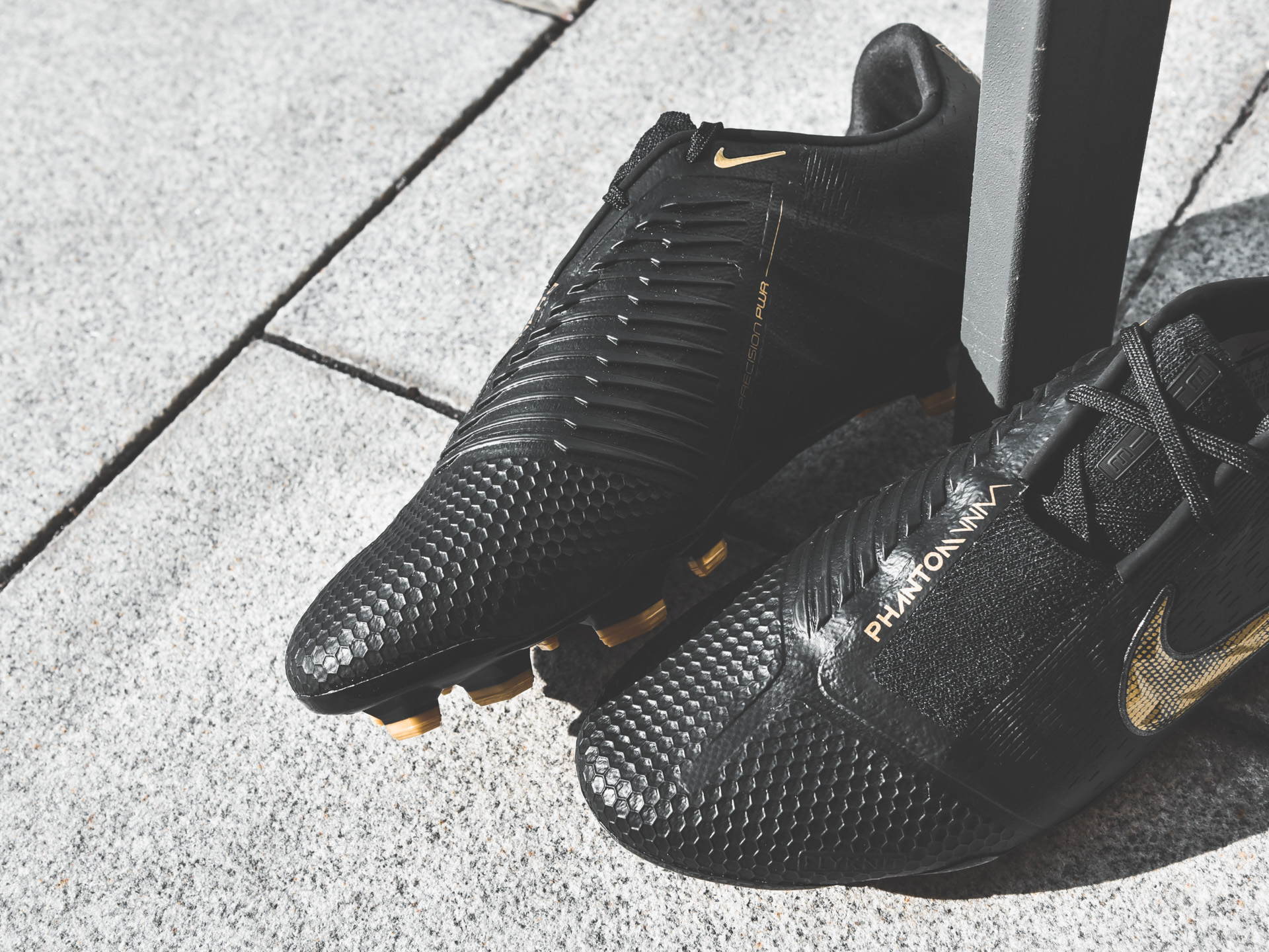 nike black lux phantom