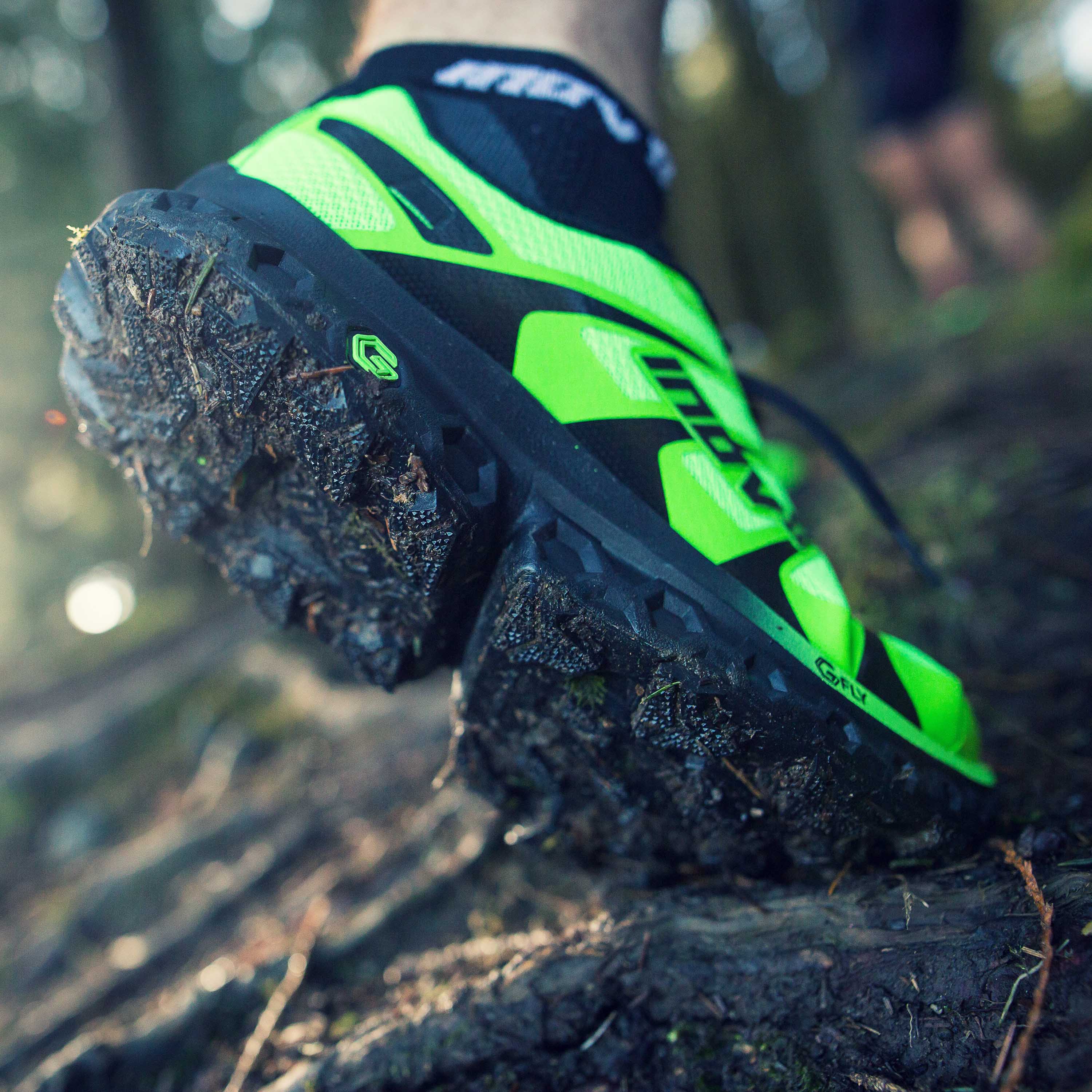 INOV-8 TRAILFLY ULTRA MAX G 300 
