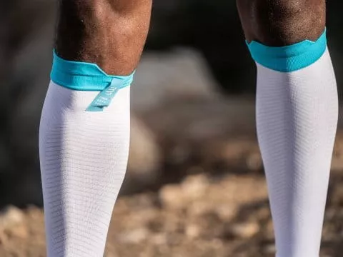 Ärmel und gamaschen Compressport R2 Calf Oxygen 2020