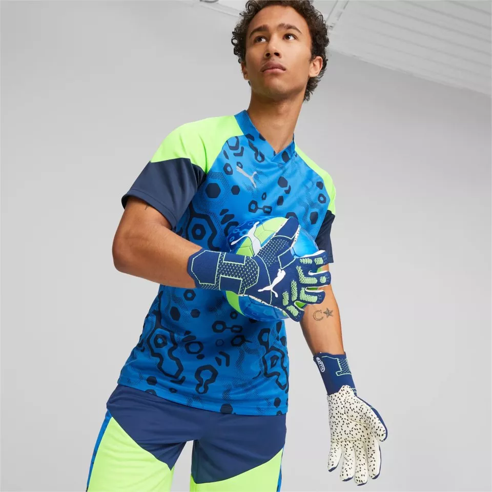 Goalkeeper's gloves Puma FUTURE Ultimate NC