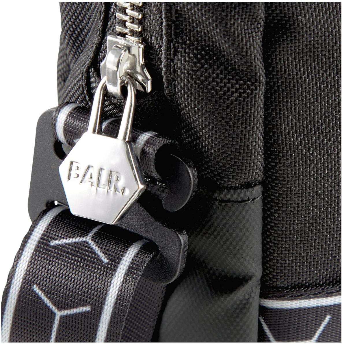 BALR☆Puma x BALR Portable bag クロスボディ バッグ【UK発】 BALR☆Puma x BALR Portable bag クロスボディ バッグ【UK発