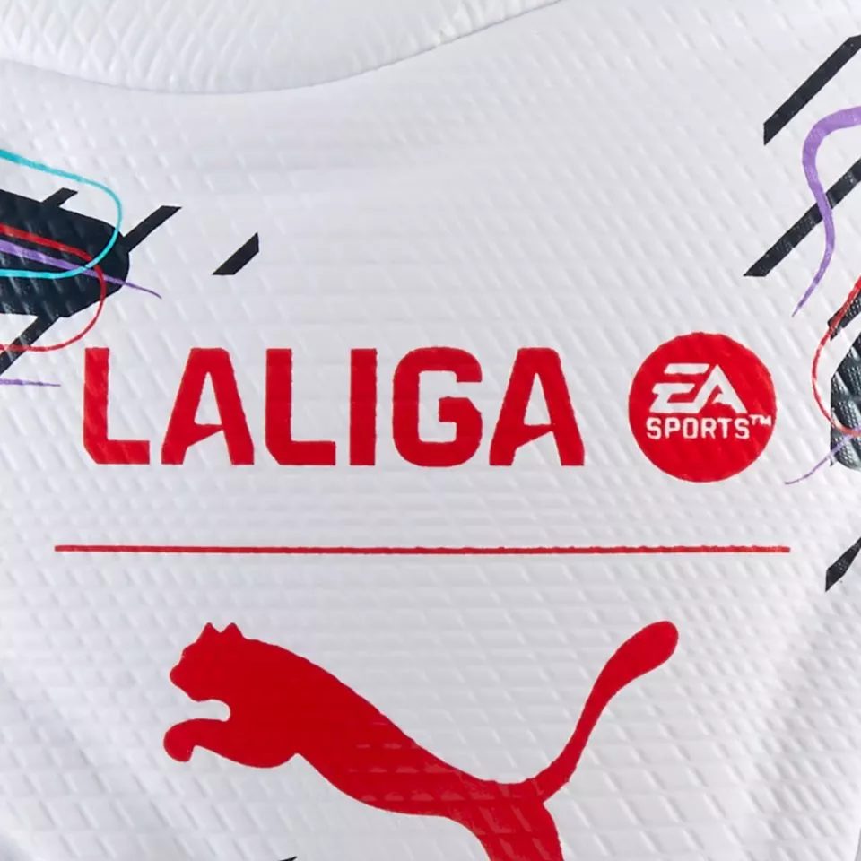 Puma Stellar Nitro Ultimate LaLiga 2026/27 (FIFA® Quality Pro) Labda