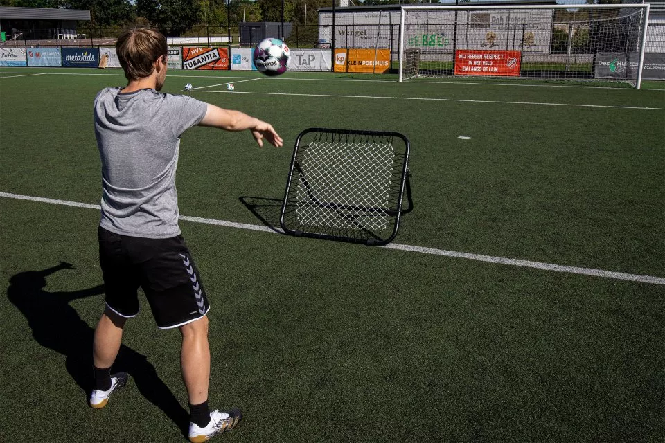 Tablica odbijająca Cawila Quick-Rebounder 100 x 100cm