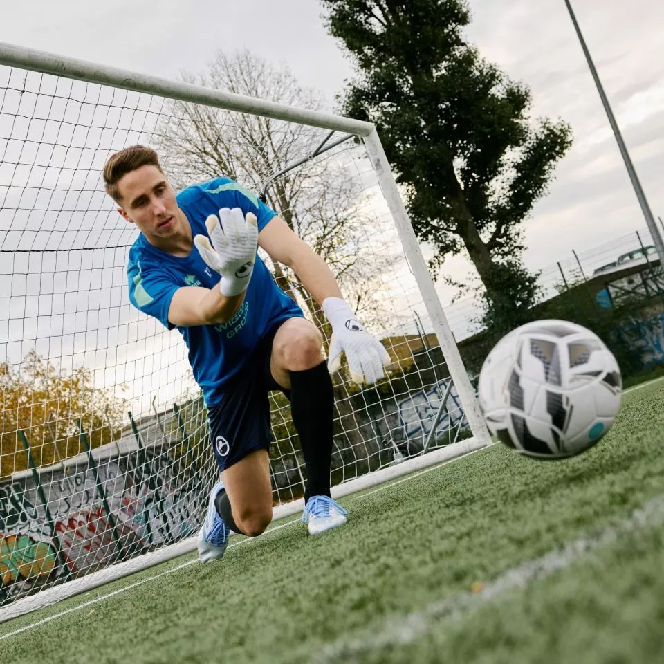 Uhlsport FM Cybertec Absolutgrip HN Pro Kapuskesztyű