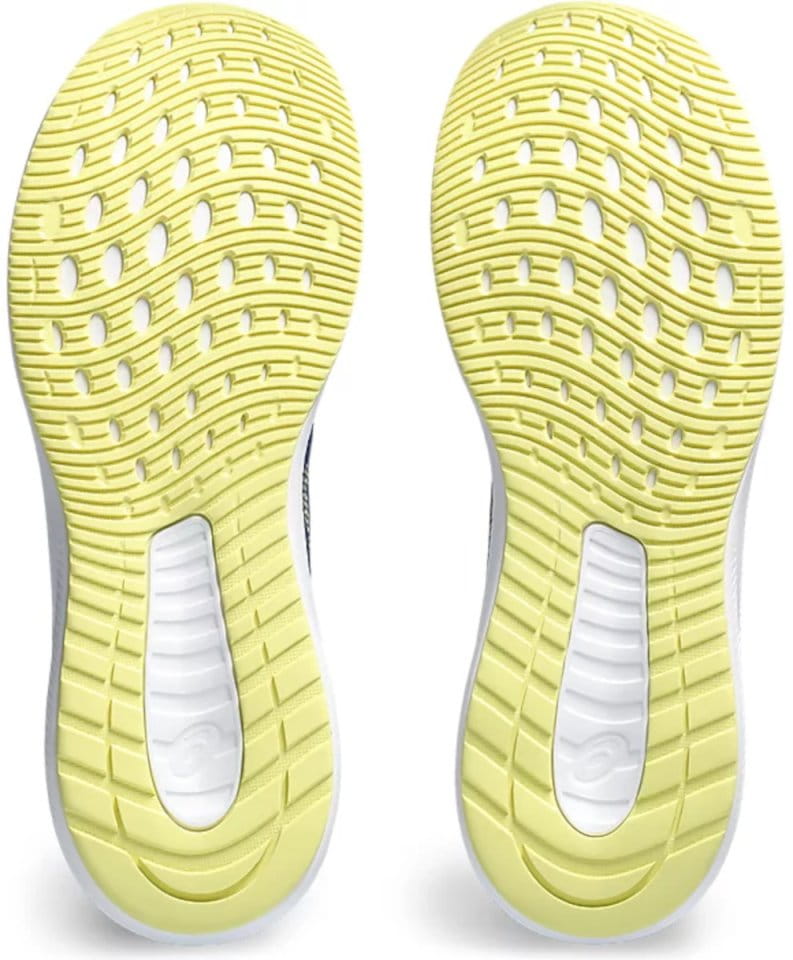 sports shoes sports shoes