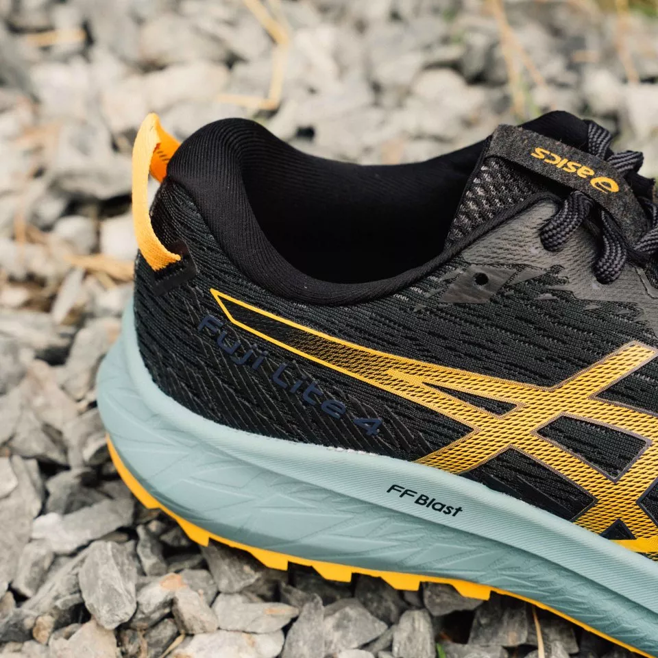 Trail shoes Asics Fuji Lite 4