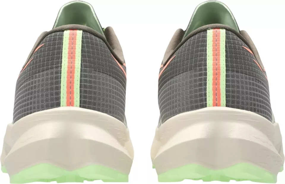 Обувки за естествен терен ASICS Fuji Lite 7