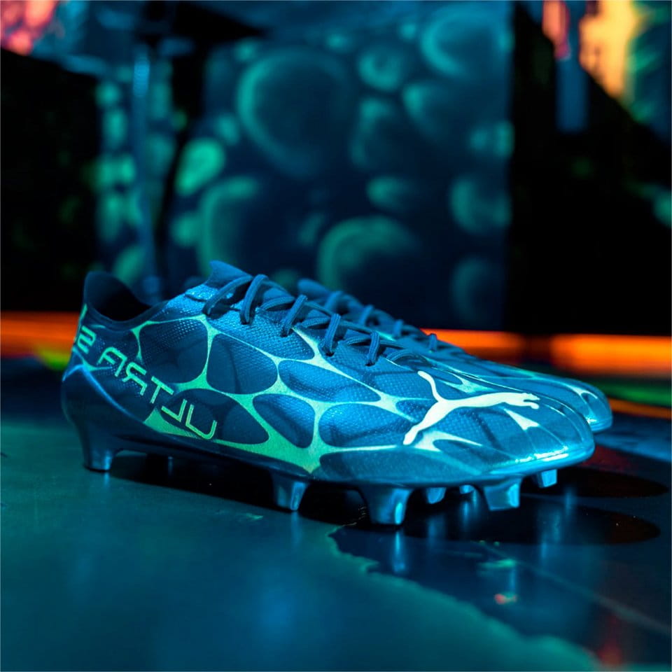 Nogometni čevlji Puma ULTRA SL Glow FG