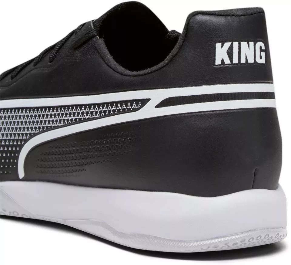 Puma KING PRO IT Beltéri focicipő