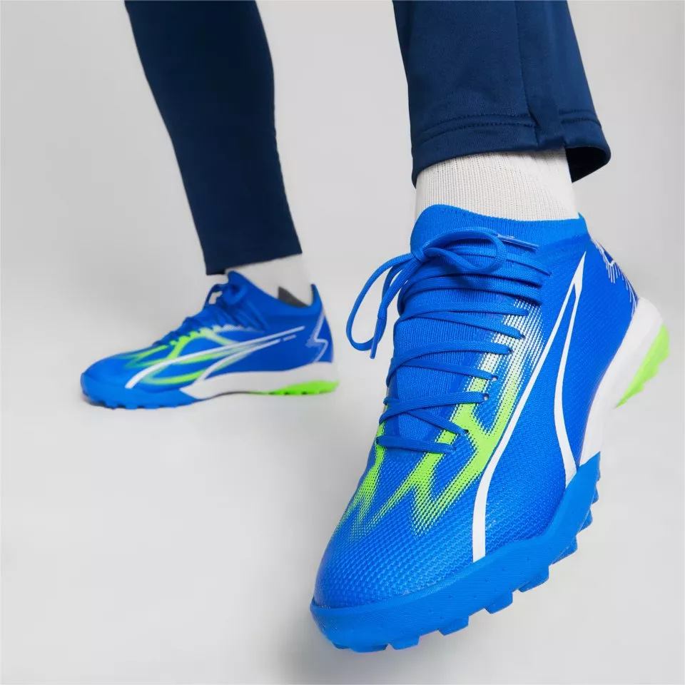 Ghete de fotbal Puma ULTRA MATCH TT