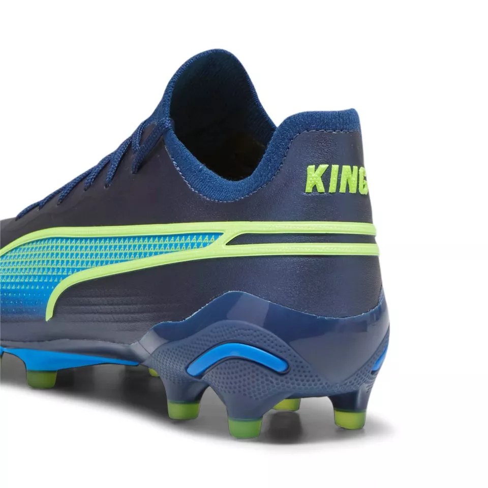 Football shoes Puma KING ULTIMATE FG/AG Wn's