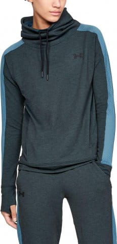 under armour featherweight fleece