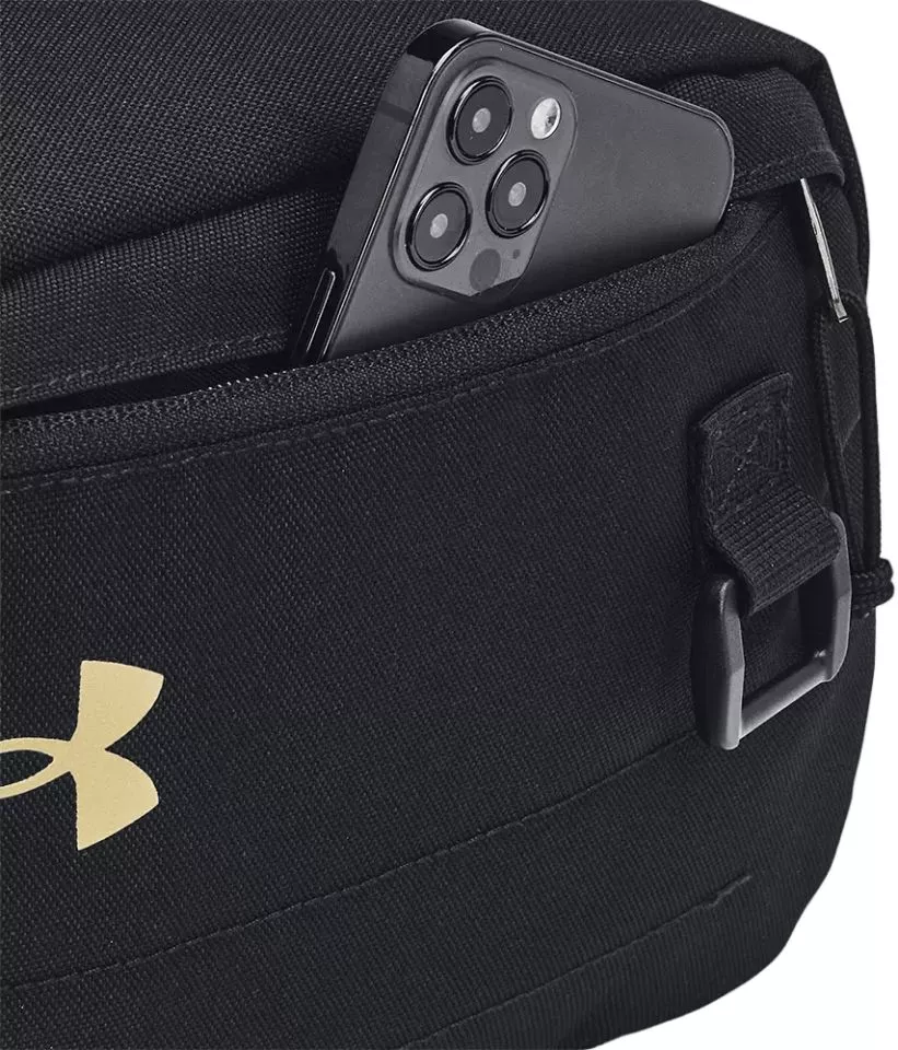 Waist Pack Under Armour UA Contain Travel Kit-BLK - Top4Running.com