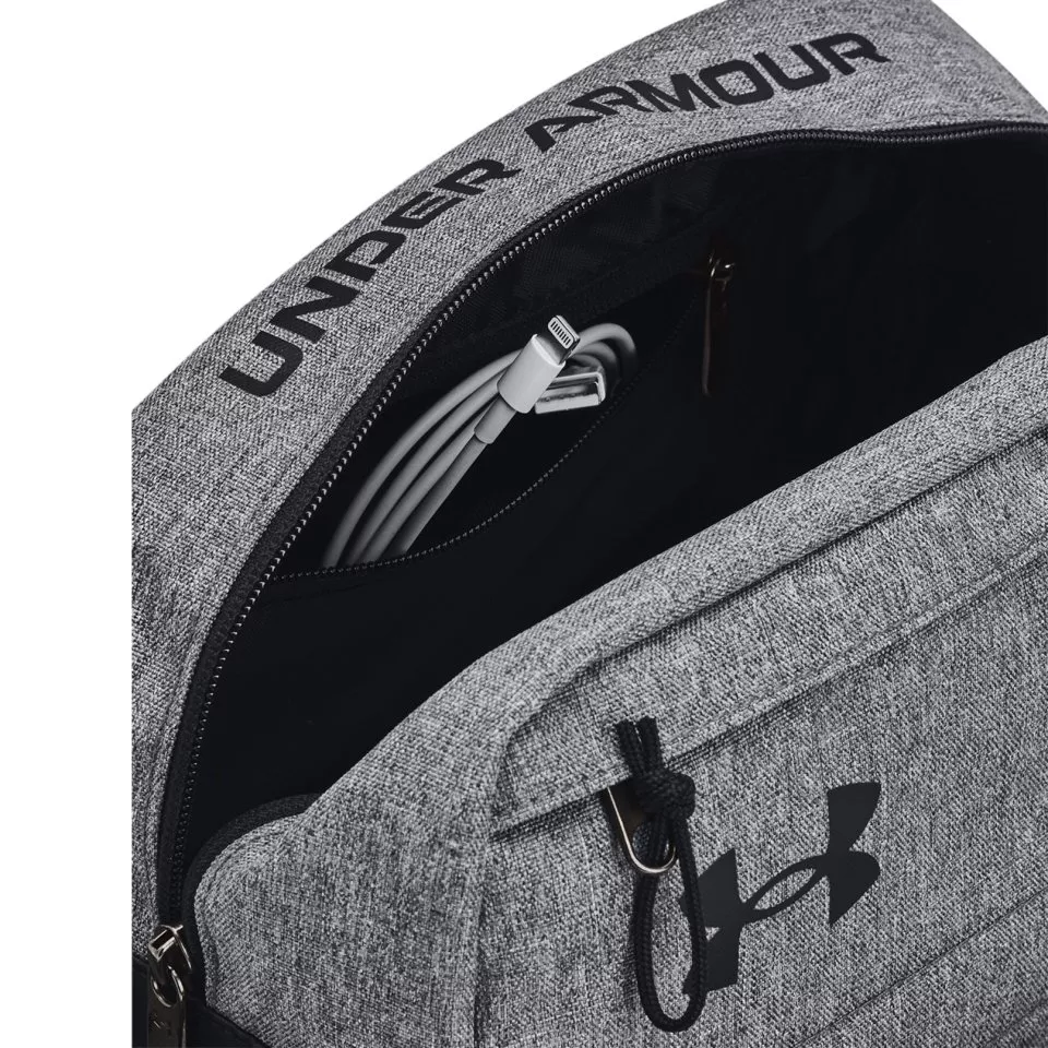 Waist Pack Under Armour Contain Travel Kit