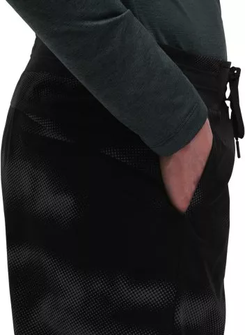 On Running Hybrid Shorts Lumos
