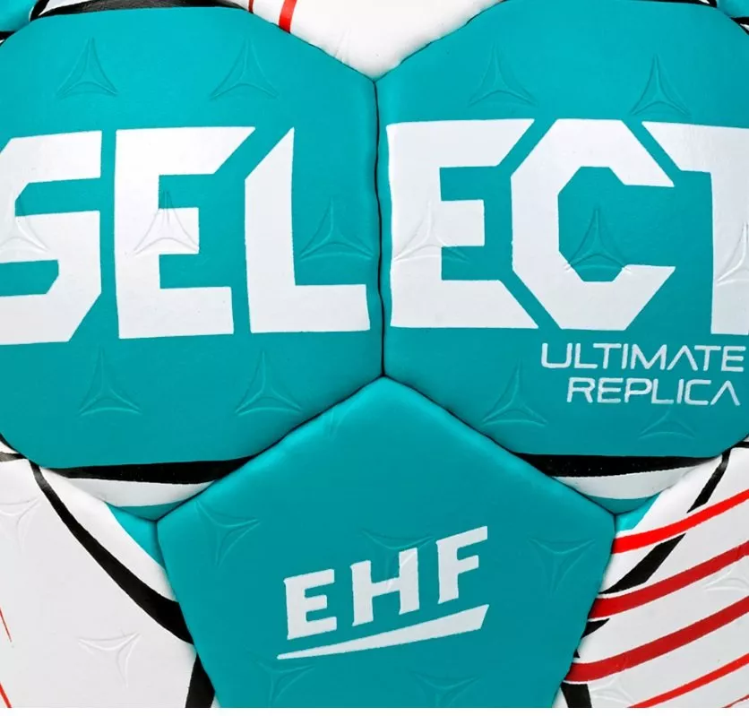 Bola Select Ultimate Replica v22