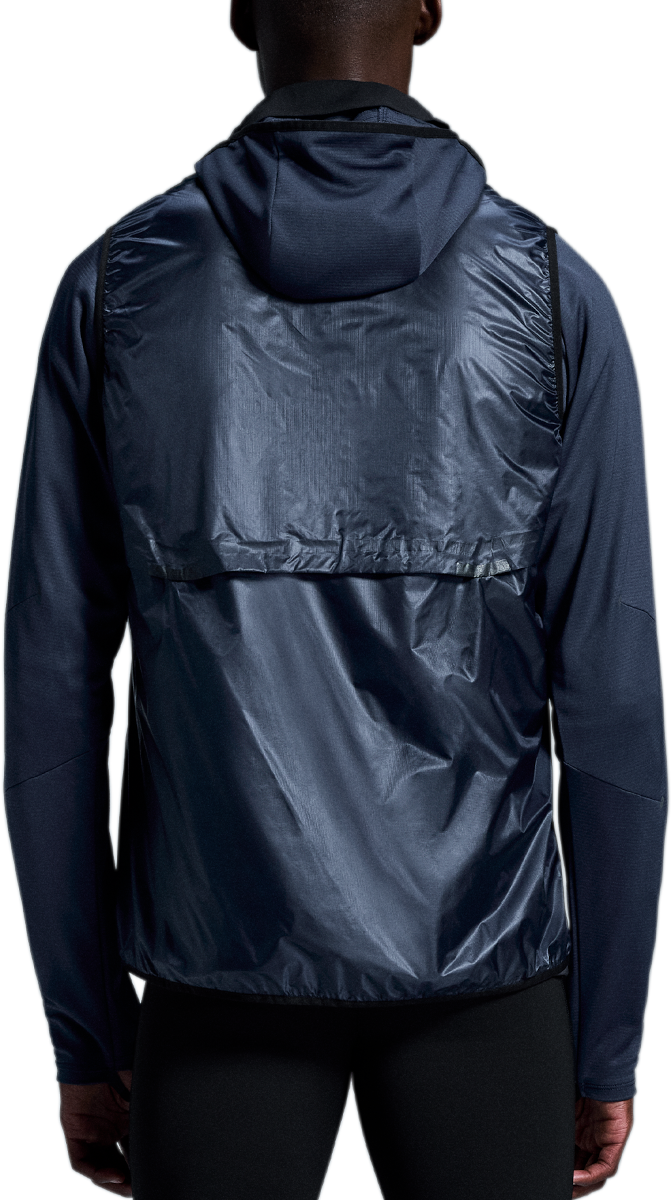 on-running-weather-vest-871841