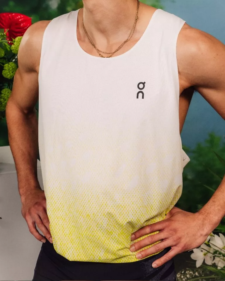 On Running Zero Singlet
