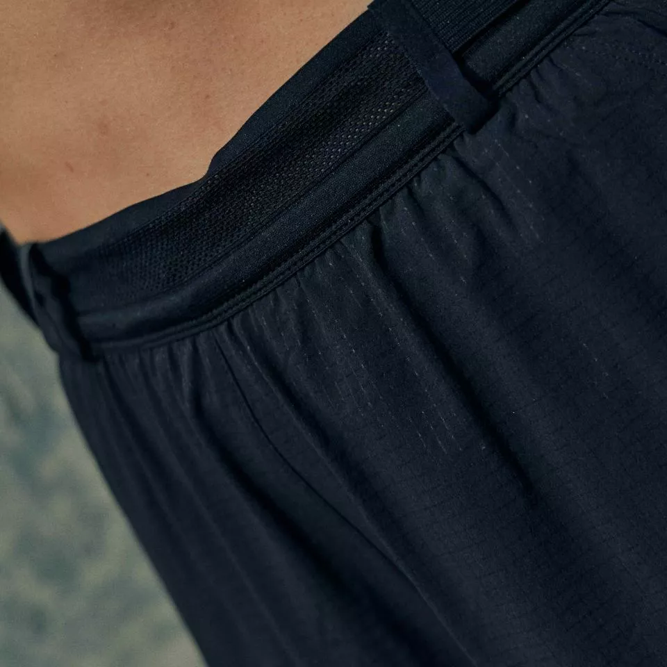 ASICS METARUN SPLIT SHORTS Rövidnadrág
