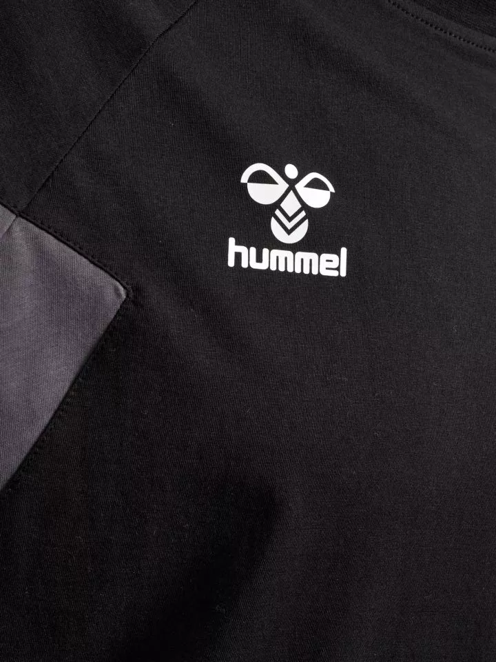 Majica Hummel HMLTRAVEL T-SHIRT S/S