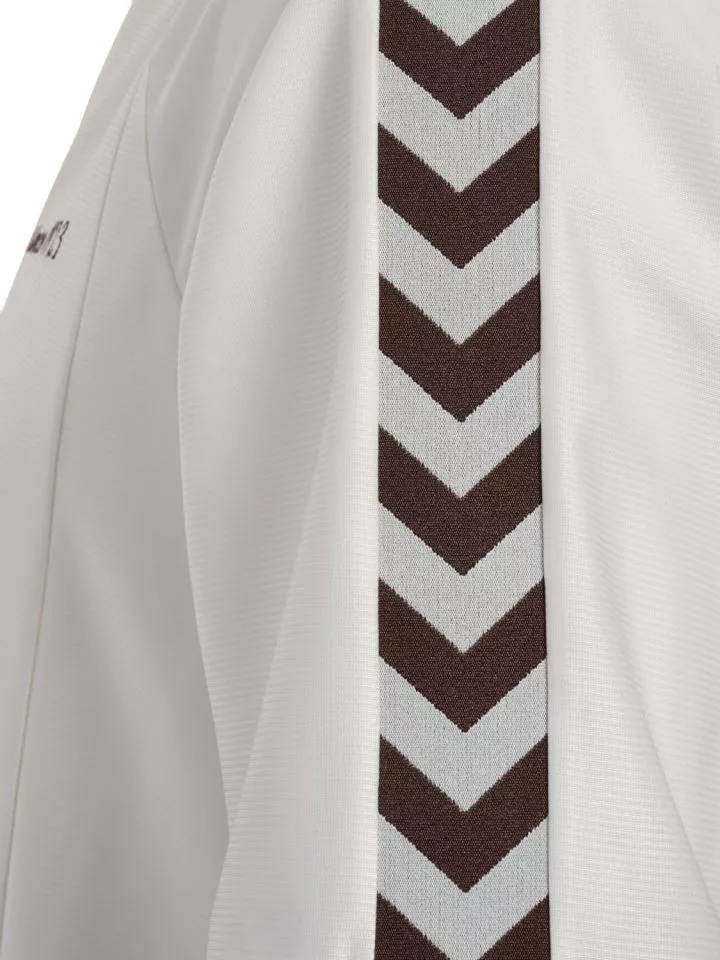 Paita Hummel Root