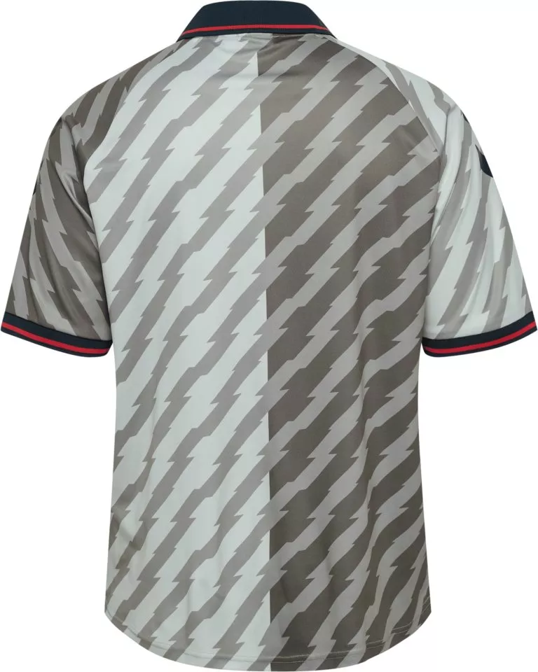 Dres Hummel World 26