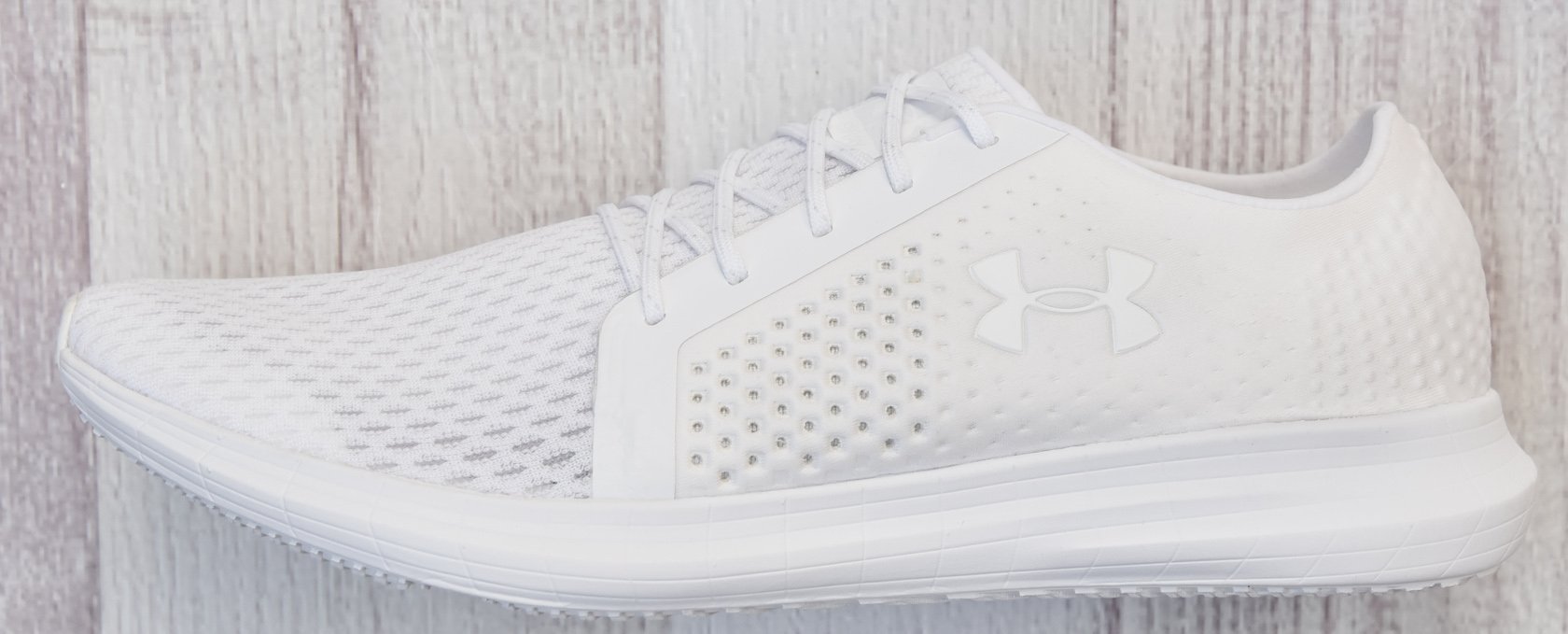 Running shoes Under Armour UA Sway 