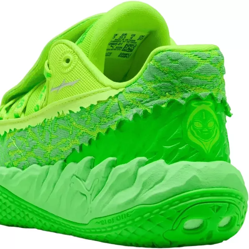 Basketball shoes Puma MB.05 Lo Launch Shoe Kids