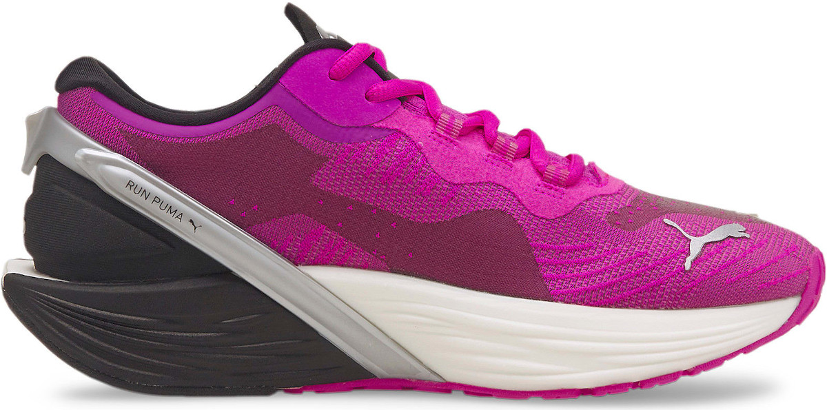 スニーカー PUMA Women's Run XX NITRO Running Shoes Amazon.com | PUMA Womens Run Xx Nitro Nova Shine Running
