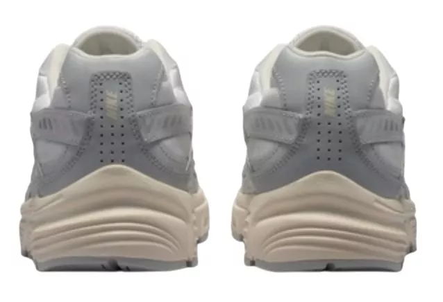Nike Initiator Cipők
