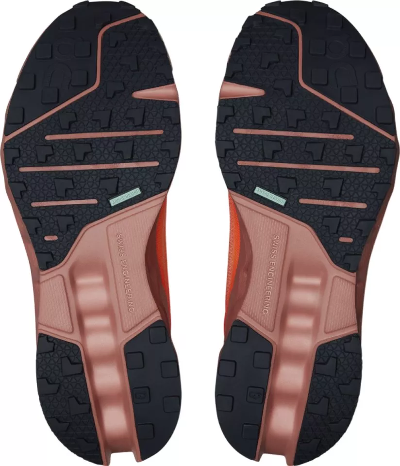 Chaussures de On Running Cloudsurfer Trail