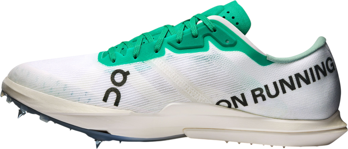 Track shoes/Spikes On Running Cloudspike Amplius 2