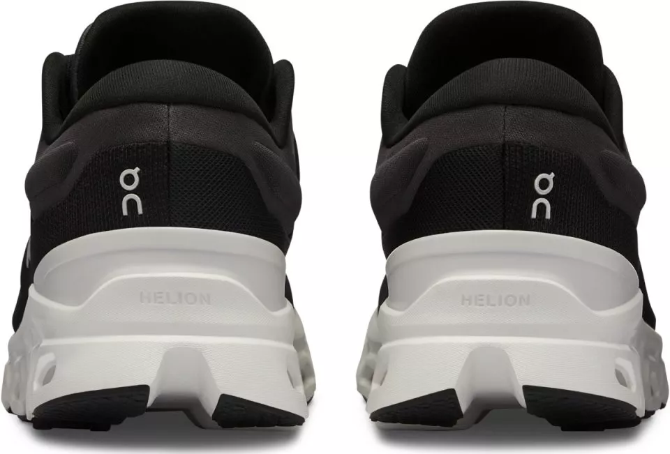 shoes On Running Cloudstratus 3
