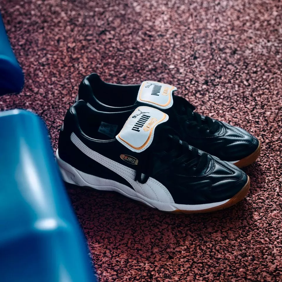 обувки за футзал Puma King Indoor shoe
