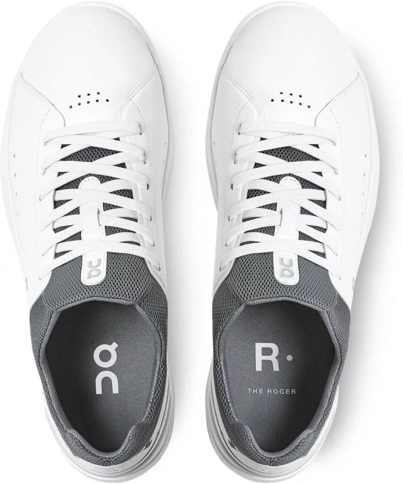 Shoes Running ON The Roger Advantage