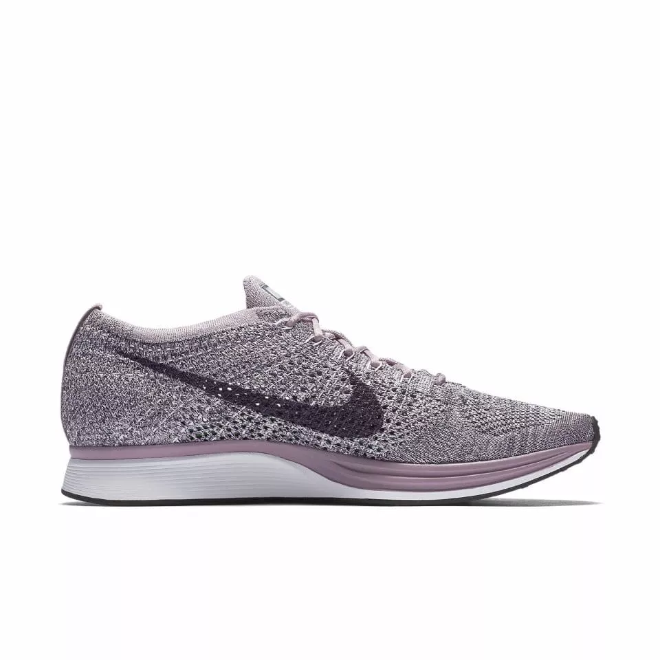 Závodní boty Nike Flyknit Racer