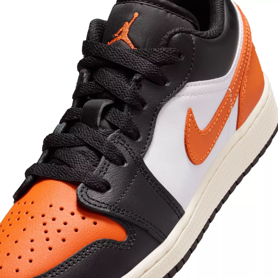 Jordan Air 1 Low Kosárlabda cipő