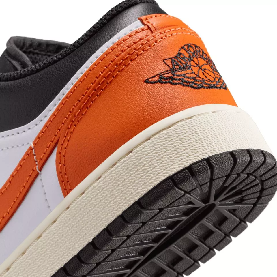Jordan Air 1 Low Kosárlabda cipő