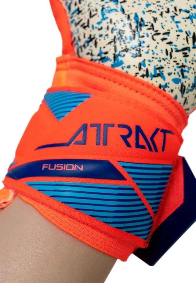 Brankářské rukavice Reusch Attrakt Fusion NC